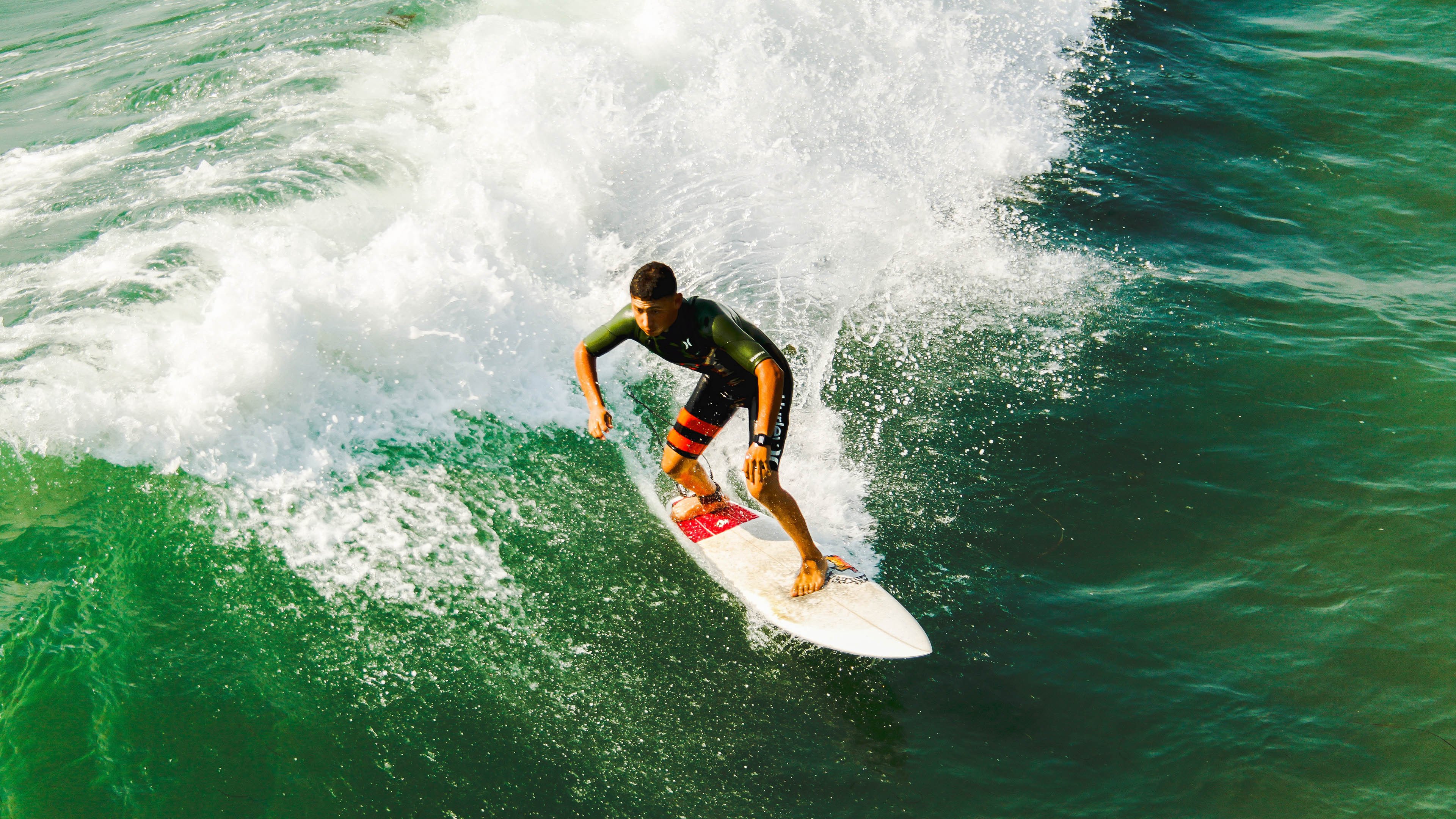 美将卢卡·乌兰多蝶泳强势冲击
