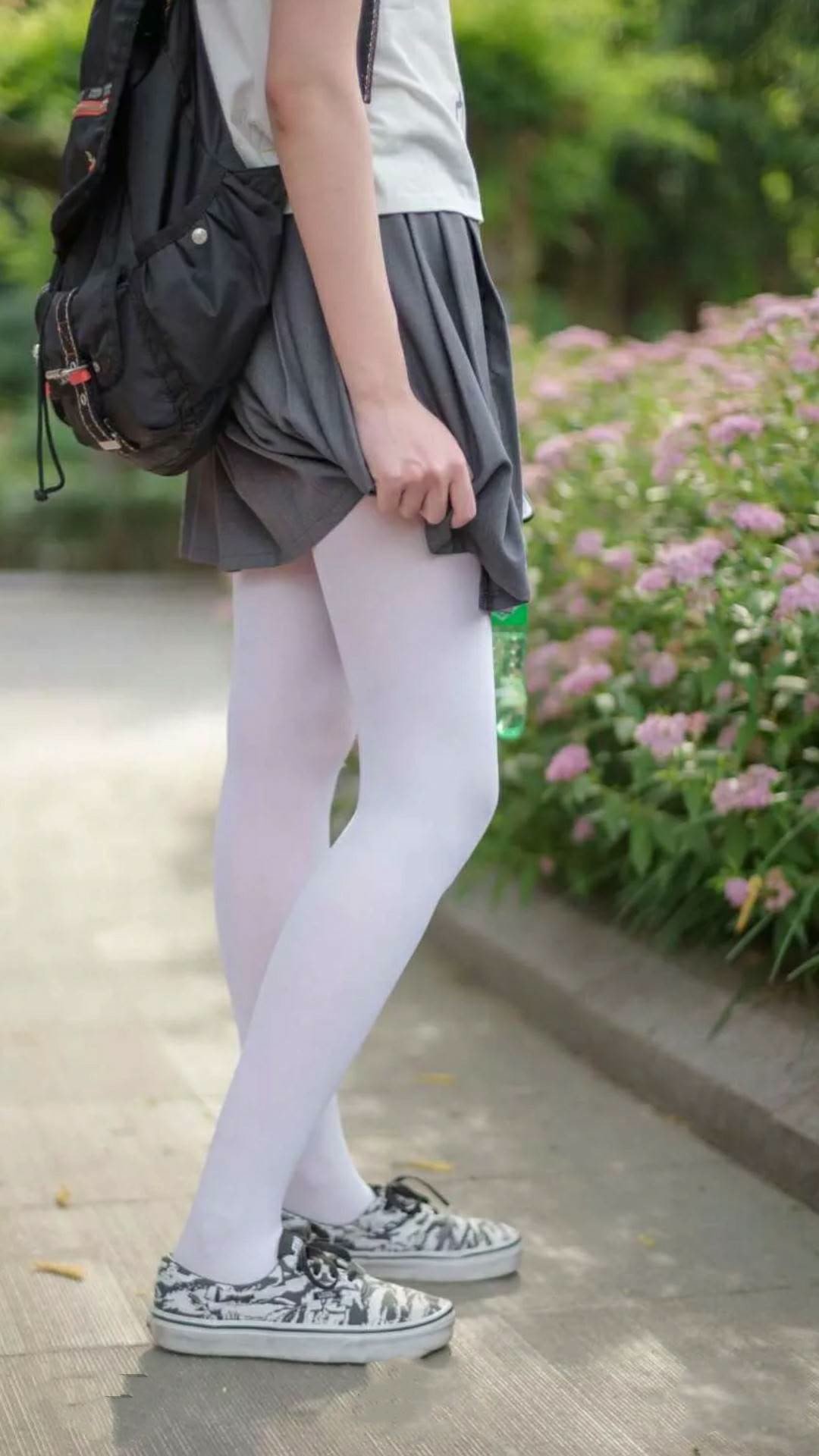 开云体育-《电竞赛事现场纪实：记者带你一探究竟》，电竞赛事看点