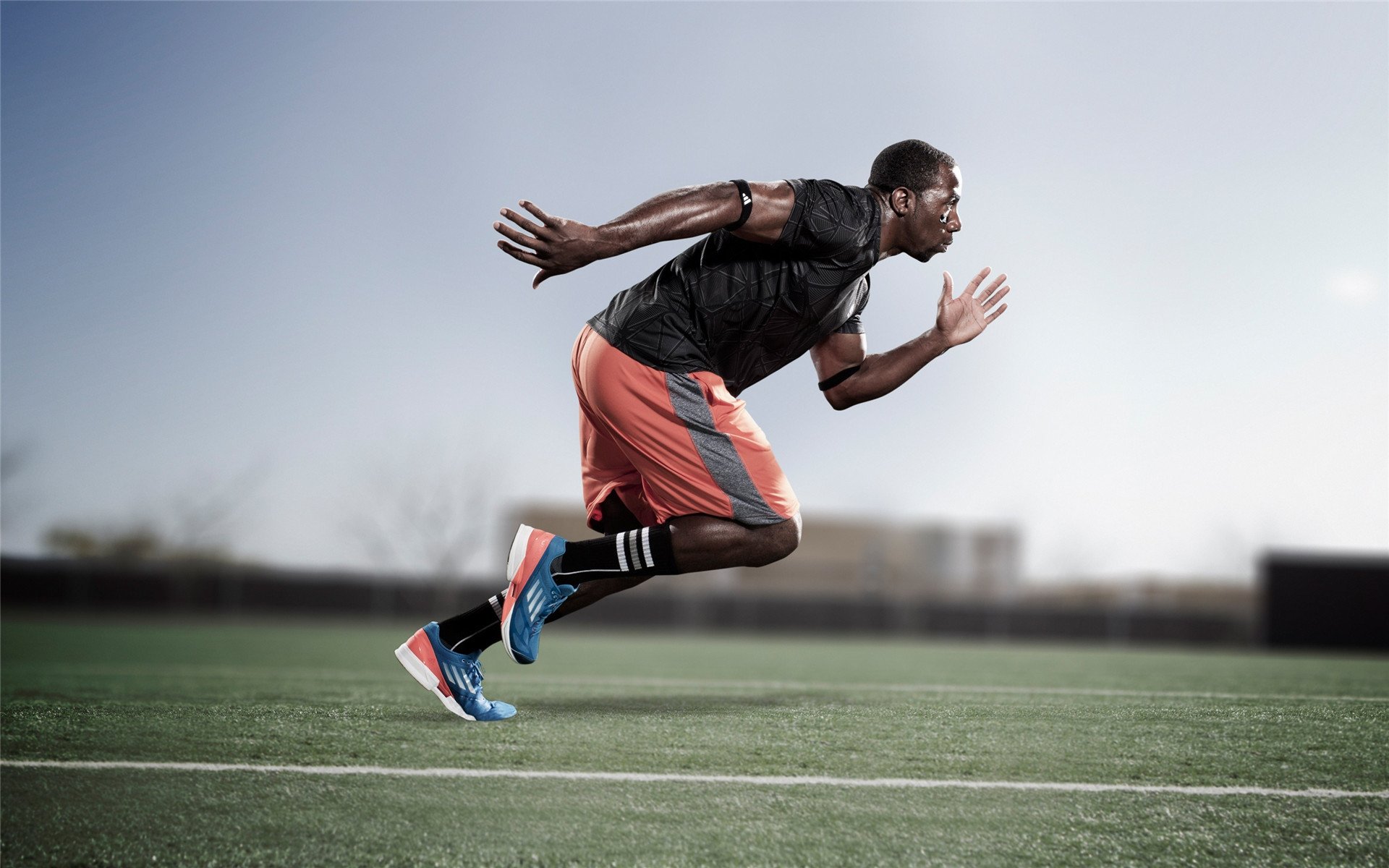 开云体育平台-技术团队优化视频分析系统提升赛前战术准备效率，视频团队展示